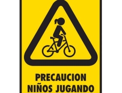 Precaución Niños Jugando - Pacific Fire